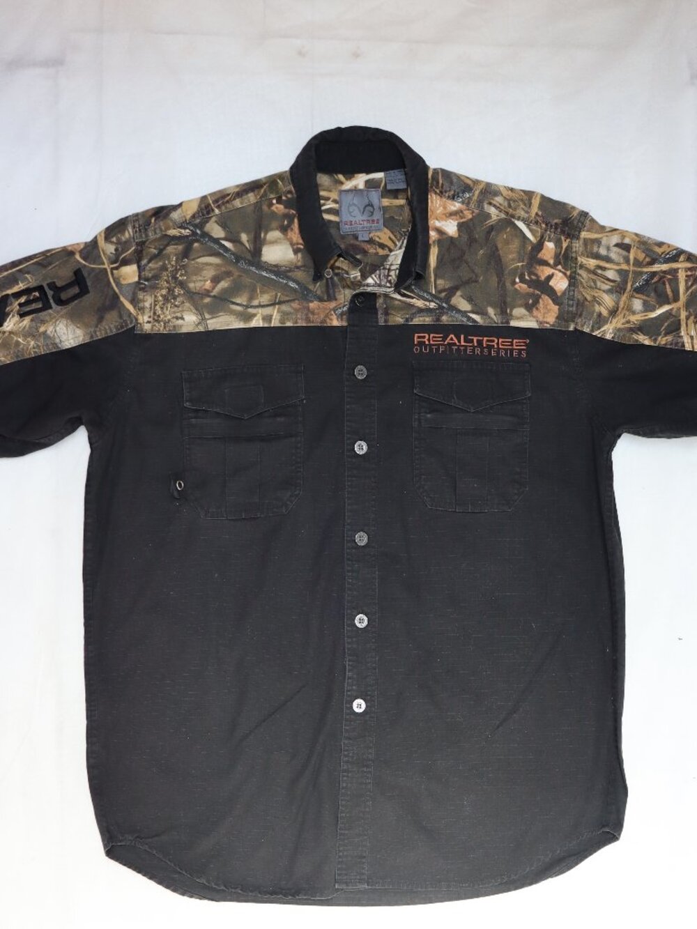 Realtree Outfitters Series Long Sleeve Shirt – Size L